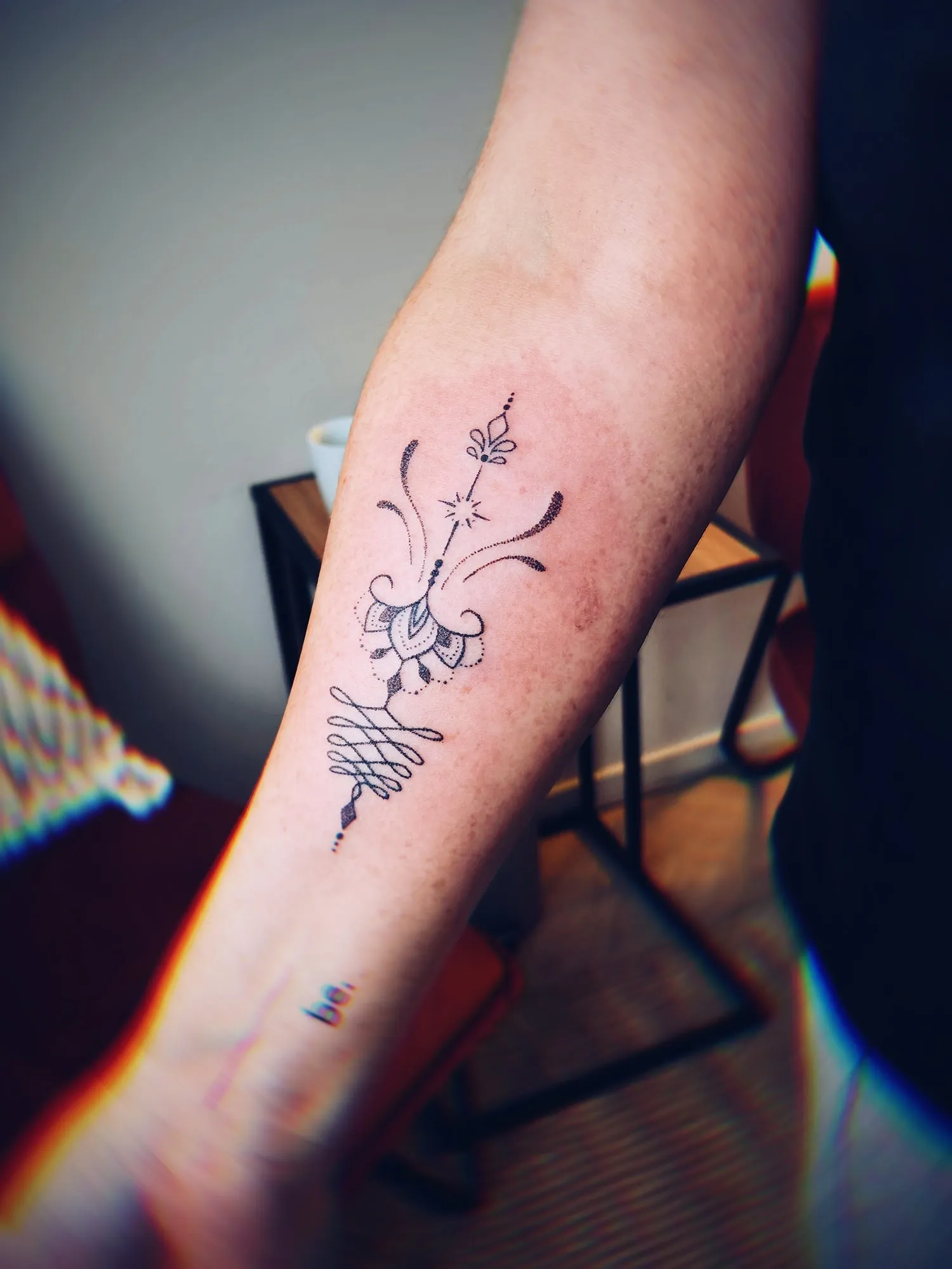 Ornamentele tattoo op de onderarm